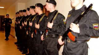 Ставропольским омоновцам-новобранцам вручили служебное оружие