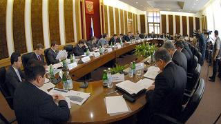 Хлопонин обсудил с главами субъектов СКФО проблемы электроэнергетики Северного Кавказа