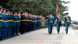 Боевое знамя вручили 56-й бригаде ВВ МВД РФ в Пятигорске