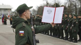 Более 400 новобранцев осеннего призыва приняли Военную присягу на Ставрополье