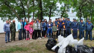 Спасатели Ставрополья присоединились к Всероссийской акции «Чистый берег»