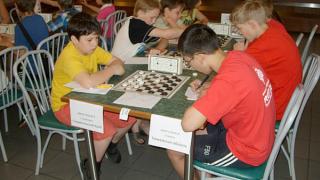 Юные шашисты Ставрополья готовятся к краевому турниру «Чудо-шашки»