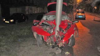 Один человек погиб и один пострадал в ночном ДТП на проспекте Карла Маркса в Ставрополе