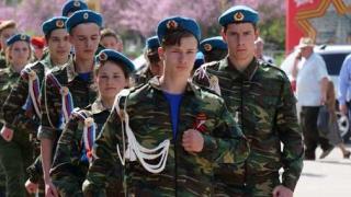 Невинномысские юнармейцы продемонстрируют воинские ритуалы на Красной площади в августе