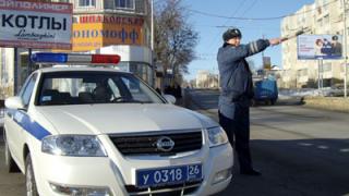 Ставропольский гаишник «разводил на деньги» граждан, пострадавших от угонщиков