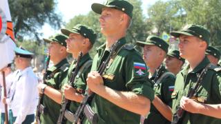 20 солдат части железнодорожных войск приняли в Невинномысске военную присягу
