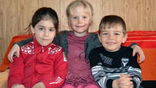 Двух утопающих детей спасла первоклассница Аня Бугаева из села Рагули