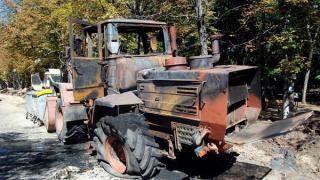 Пожарные в Предгорном районе потушили трактор и поле