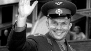Вышла в свет обновленная биография Юрия Гагарина