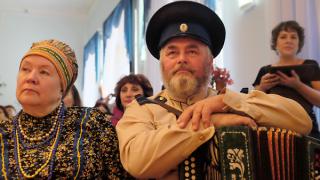 Творческую встречу фольклорных коллективов «Традиции живая нить» провели в Ставрополе