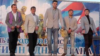 Команда КВН «Иван да Мага» выступила в День народного единства в Ставрополе