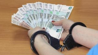 На Ставрополье инспекторы ДПС оказались на скамье подсудимых из-за взятки в 60 тысяч рублей