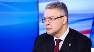 Владимир Владимиров поручил разобраться с задержкой вакцинации пенсионера из Ессентуков
