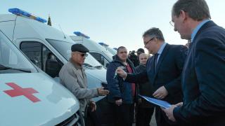 Медучреждения Ставрополья получили ключи от 12 машин скорой помощи