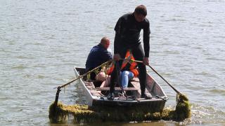 К открытию купального сезона спасатели чистят ставропольские водоемы