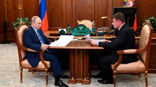 Владимир Путин провёл рабочую встречу с гендиректором холдинга «Вертолёты России»