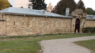 В Кисловодске завершились работы по благоустройству сквера у музея «Крепость»