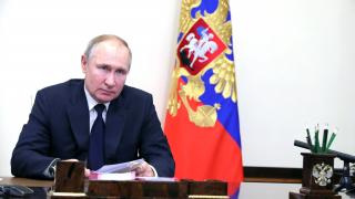 Президент РФ провёл совещание с руководителями четырёх фракций