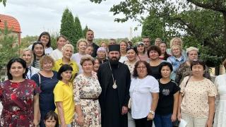 Архиепископ Феофилакт высоко оценил работу преподавателей русского языка
