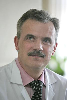 Доктор Александр Марченко лечит рак