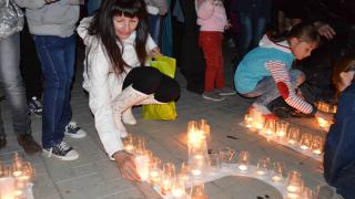 Акция «Зажги свечу памяти» к Дню Победы прошла в Дивном