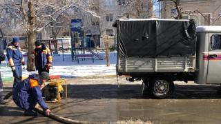 В Ставрополе чистят ливневые канализации