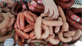 Специалисты провели проверку качества варёной колбасы в регионах России
