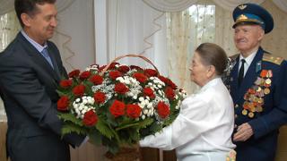 65 лет совместной жизни отметили супруги Конкины в геронтологическом центре