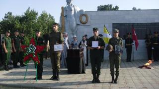 В станице Лысогорской на Ставрополье торжественно захоронили останки героя Великой Отечественной войны