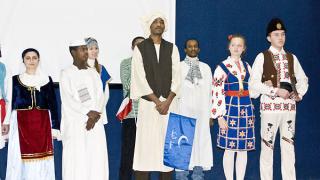 Национальные костюмы мира показали в Пятигорске