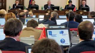 Дума Ставрополья согласилась с необходимостью заморозить часть расходов бюджета-2015