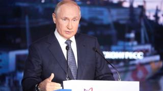 Президент России принял участие в пленарной сессии Восточного экономического форума