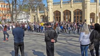 Кисловодск отметил День здоровья массовой зарядкой горожан