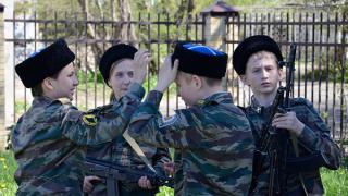 Ставропольские кадеты-ермоловцы получили в подарок новые головные уборы