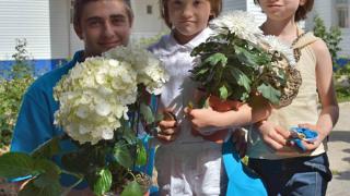 Волонтерский отряд «Поддержка» СКФУ навестил воспитанников детского дома села Дивного