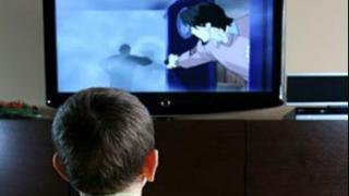 Закон о защите детей от вредной информации: родители должны знать, что смотрит ребенок по ТВ