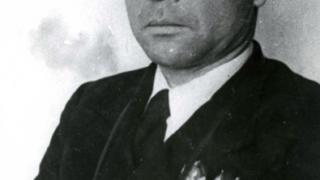Иван Бурмистров удостоен звания Героя Советского Союза первым на флоте