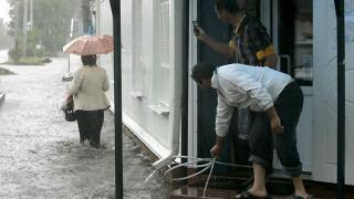 Сильный ливень в Ставрополе привел к затоплению домов