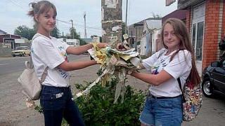 Ставропольские волонтеры предлагают тем, кто мусорит, хрюкать