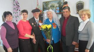 Ветераны Иван и Анна Тарасенко из села Кевсала отметили годовщину счастливого супружества