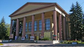 К новому творческому сезону готовится Ставропольский академический театр драмы