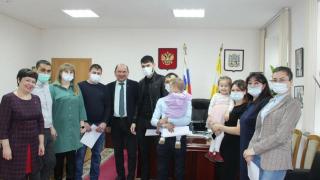 На Ставрополье до конца марта завершат выдачу жилищных сертификатов молодым семьям