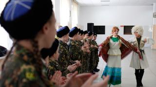 К 23 февраля кадеты дали праздничный концерт для десантников в Ставрополе