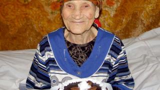 Жительница поселка Красочного Александра Рештук отметила 104-й день рождения