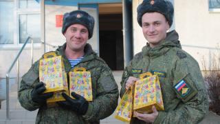 Благотворительные акции для семей военнослужащих проводят ставропольские артисты