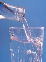 Если не пить воду, может уменьшиться объем мозга
