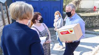 В Пятигорске волонтёры «Единой России» раздали 5 тысяч продуктовых наборов нуждающимся
