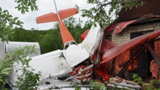 Под Ставрополем упал легкомоторный самолет, пострадали пилот и пассажир. Версии ЧП
