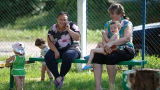 Ставропольские прокуроры встретились с беженцами из Украины в лагере станицы Григорополисской