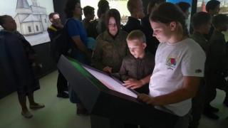 Ставропольские казачата посетили выставку музея «Россия — моя история»